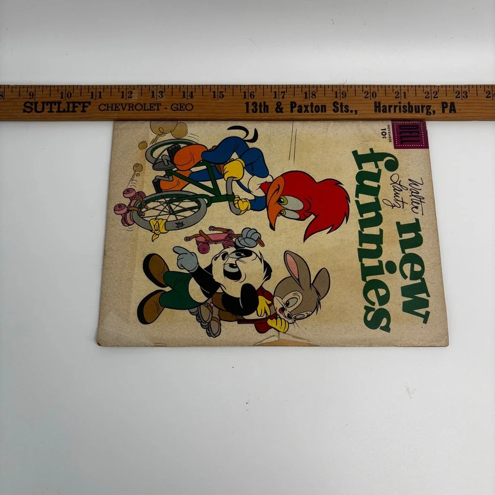 Walter Lantz New Funnies Comic Book November‎ 1950s Woody Woodpecker Andy Panda